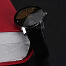 Quartz Men's Leather Watch 