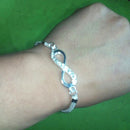 Infinity bracelet - The jewel for endless love